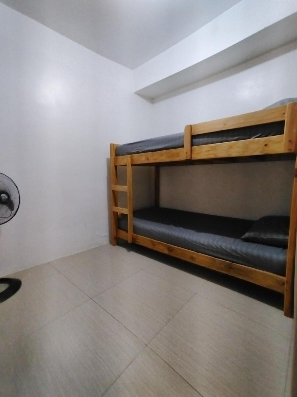 Apartment Shore 1 Residences 2bedrooms-near Moa *