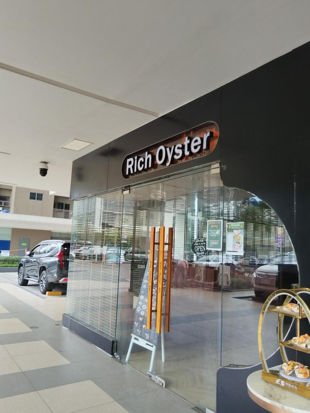 Shore 1 Residences 2bedrooms-near Moa Apartment