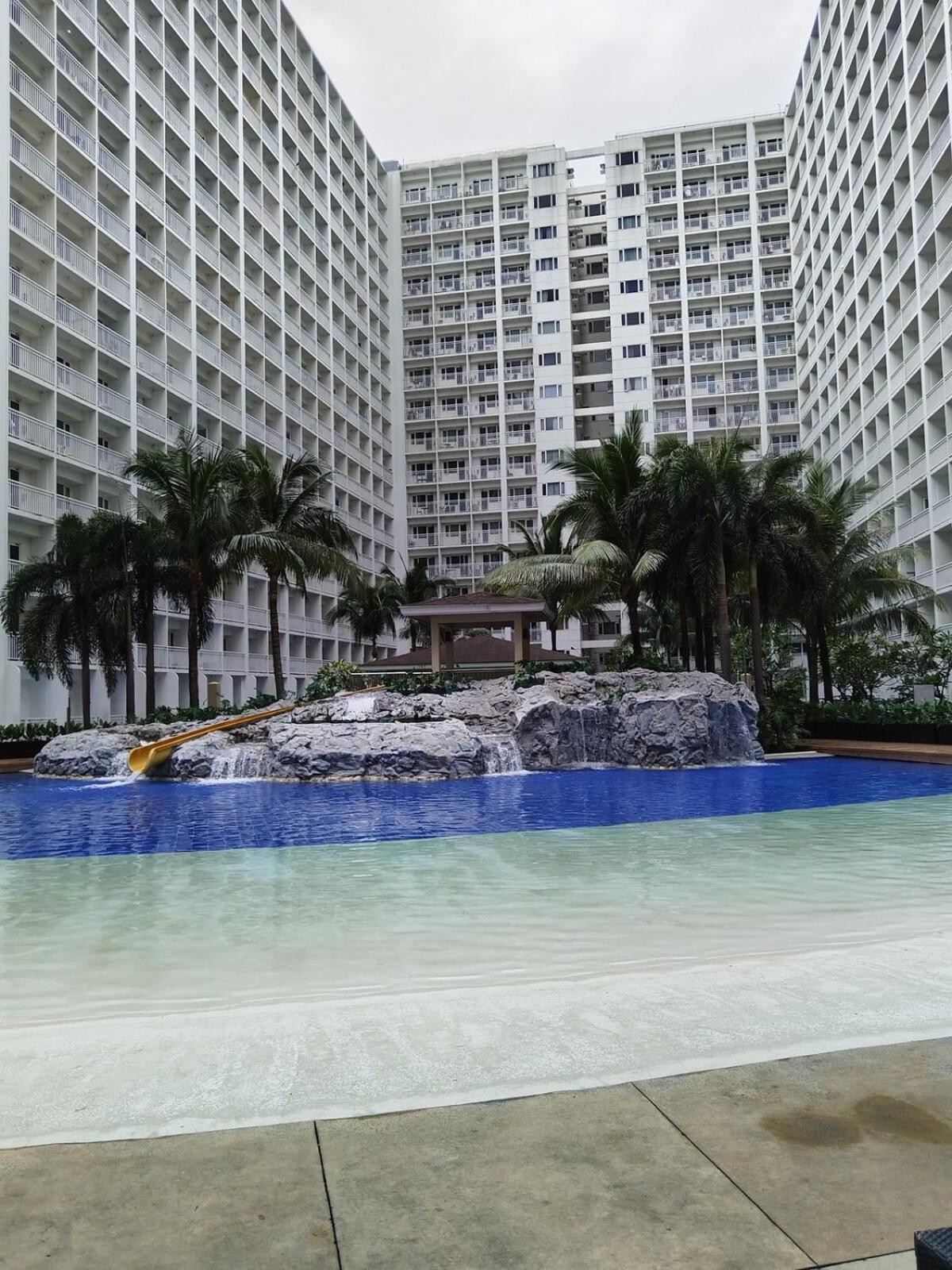 Shore 1 Residences 2bedrooms-near Moa Apartment Manila